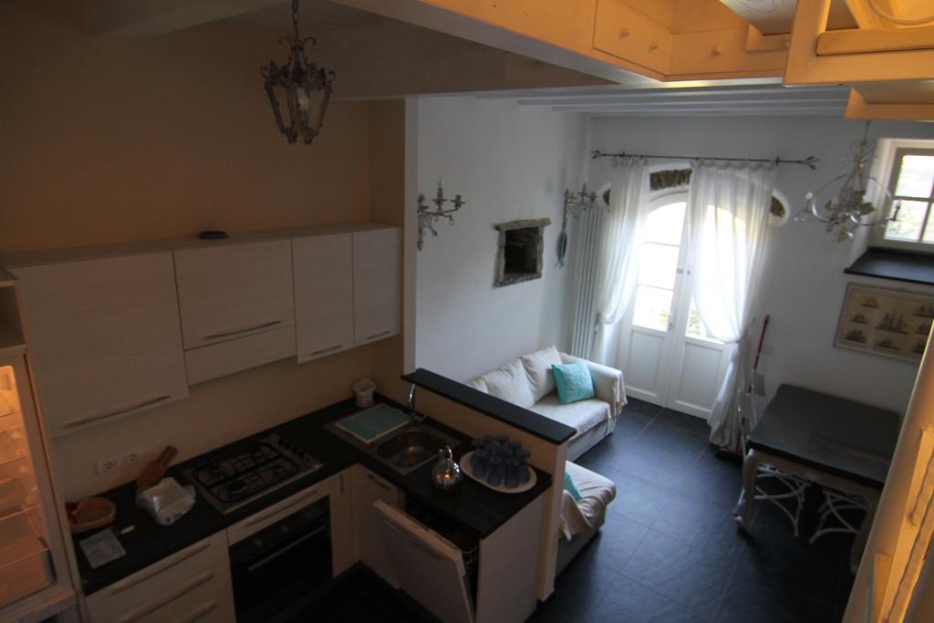 5 Lands Yellow Cottage Levanto Bagian luar foto