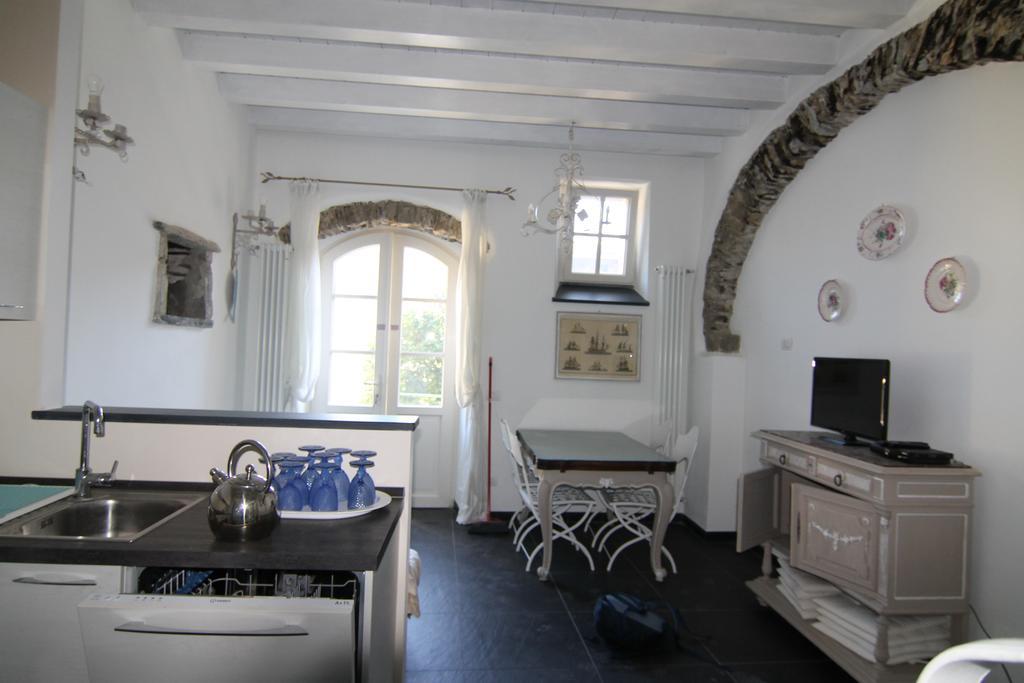 5 Lands Yellow Cottage Levanto Bagian luar foto