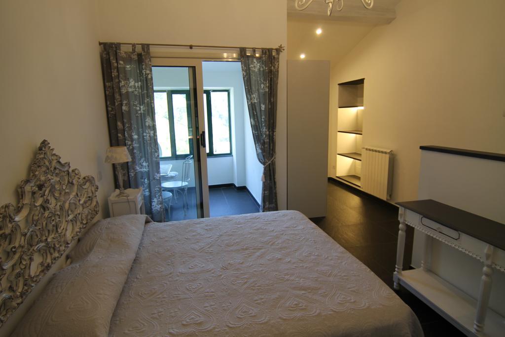 5 Lands Yellow Cottage Levanto Bagian luar foto