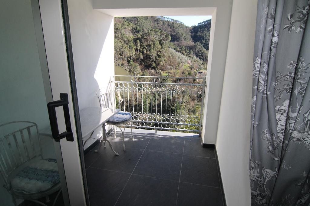 5 Lands Yellow Cottage Levanto Bagian luar foto